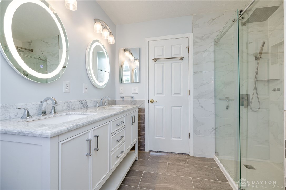4839 Kings Ridge Circle