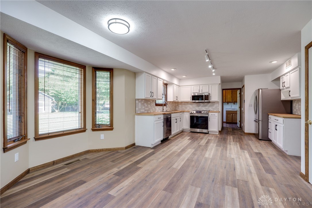 4839 Kings Ridge Circle