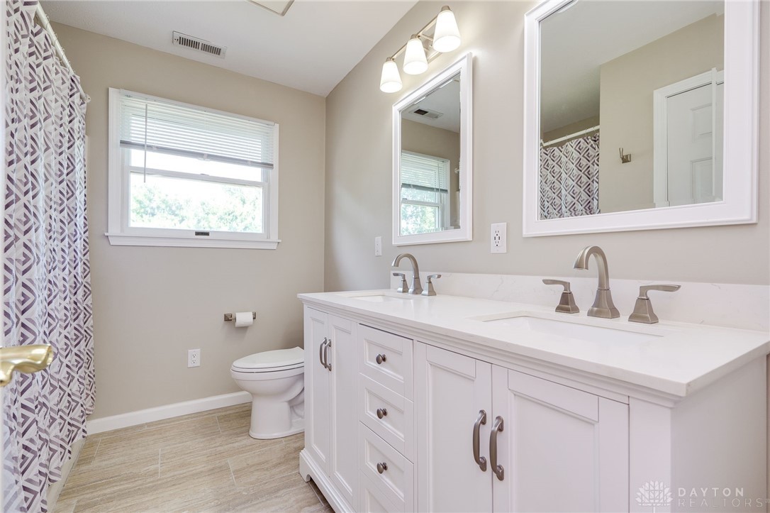 4839 Kings Ridge Circle