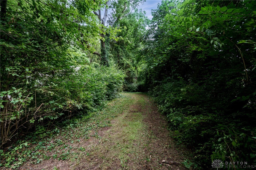 4004 Sintz Road
