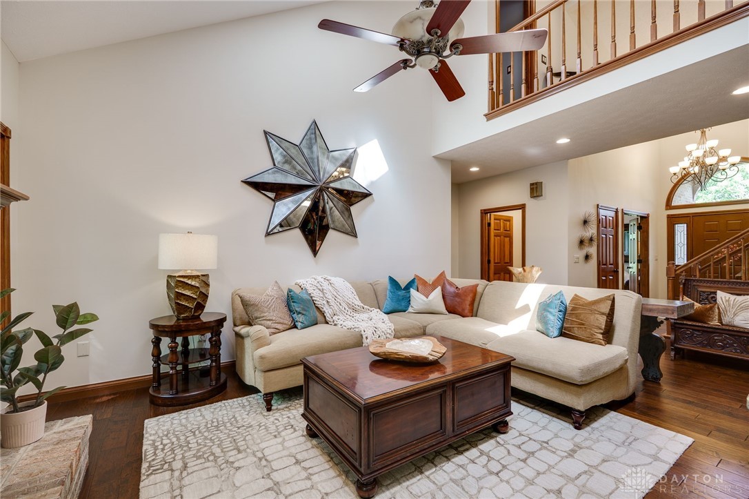 527 Viking Landing Court