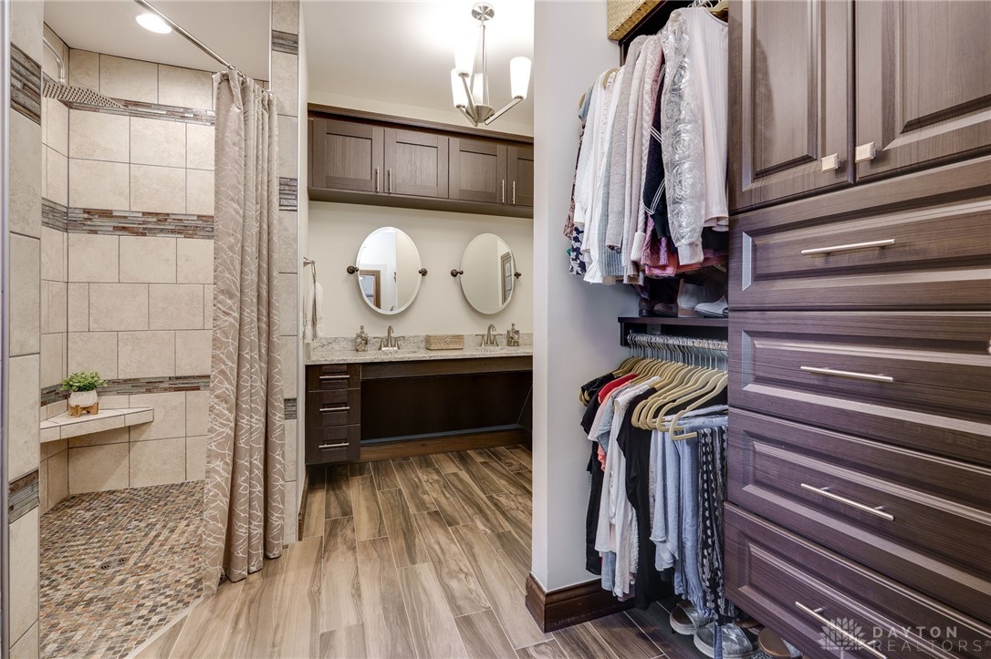 527 Viking Landing Court