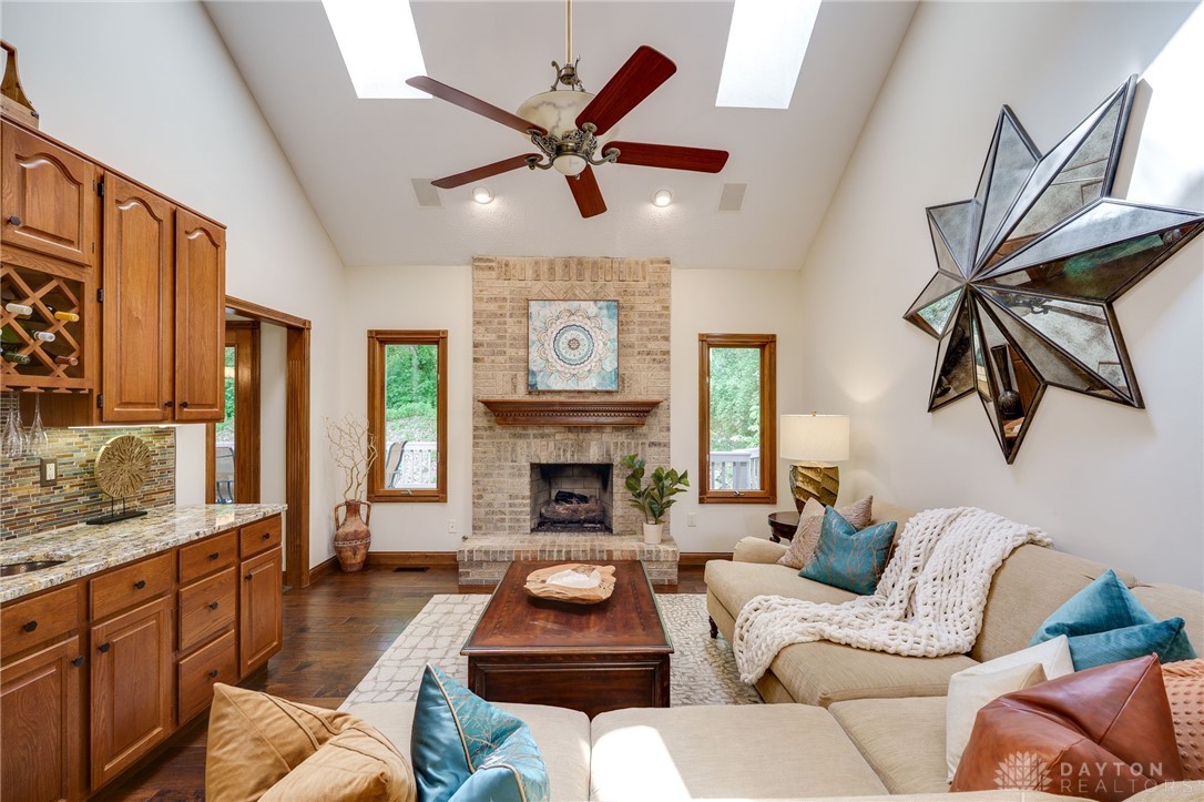 527 Viking Landing Court