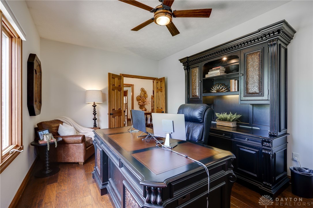 527 Viking Landing Court