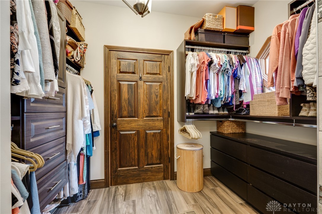 527 Viking Landing Court