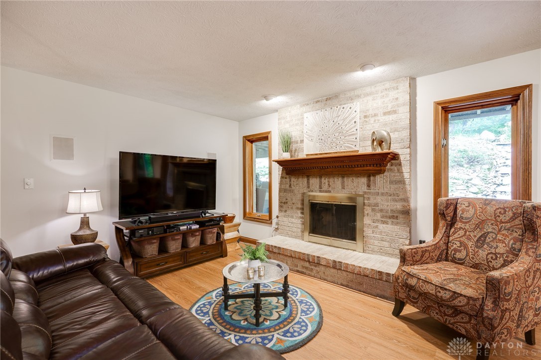 527 Viking Landing Court