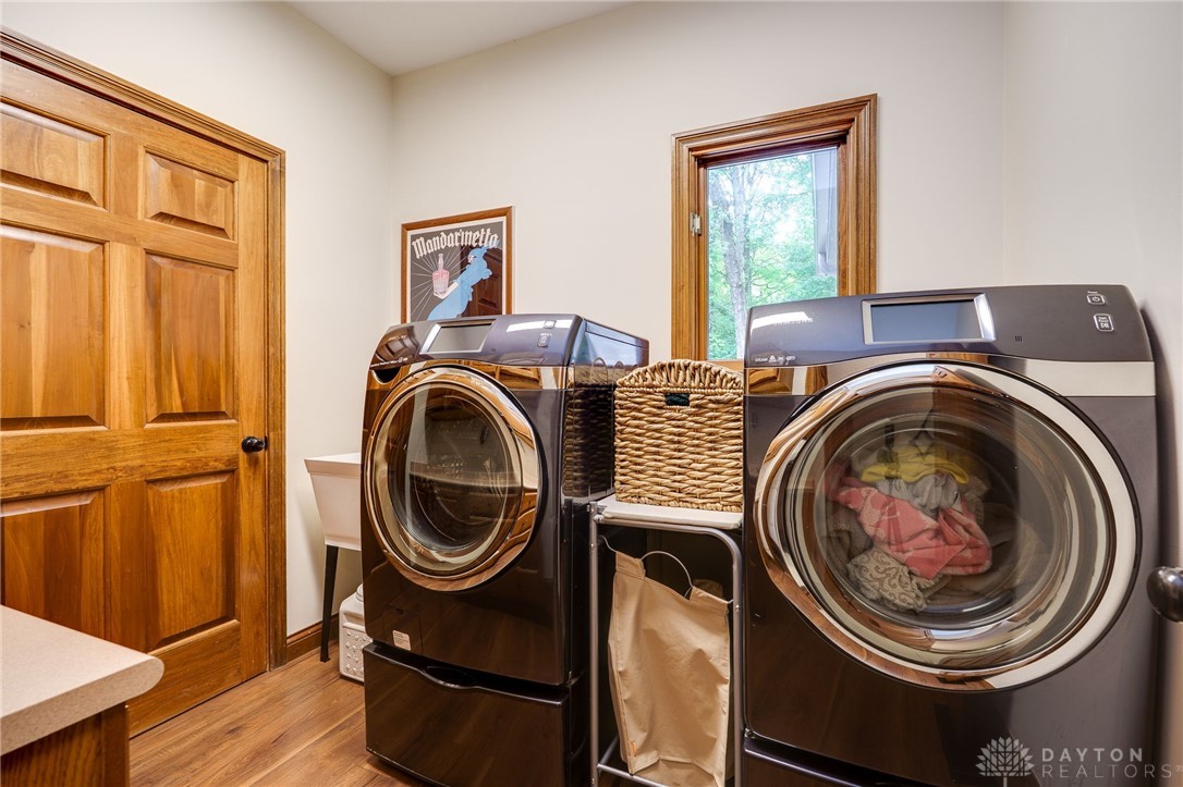 527 Viking Landing Court