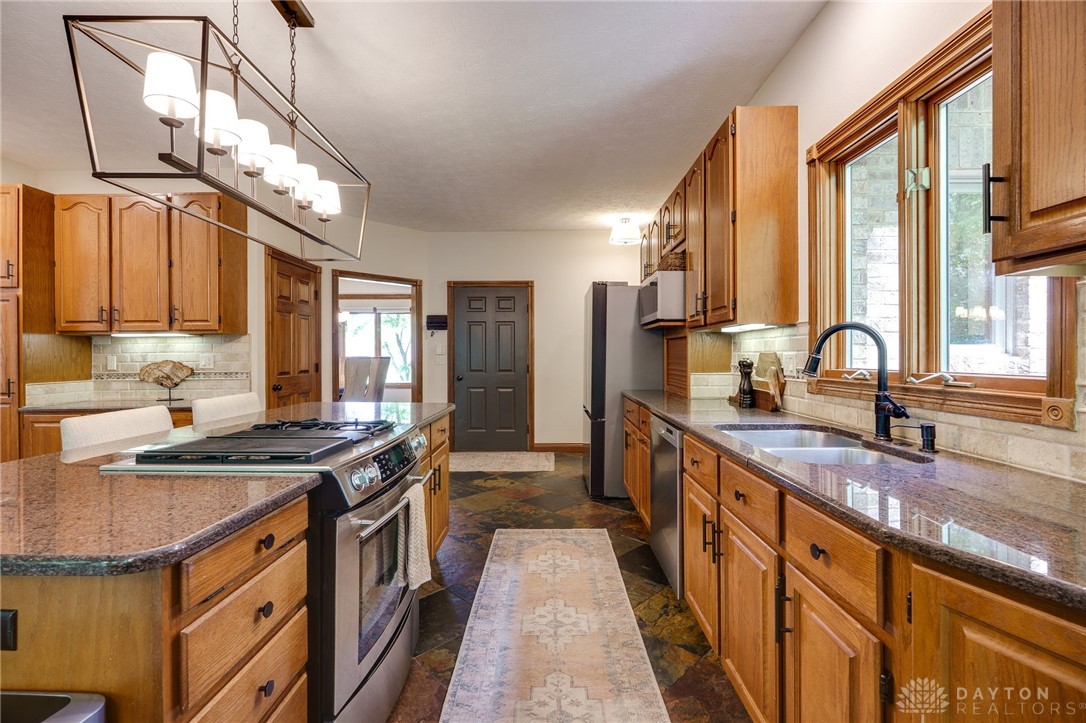 527 Viking Landing Court