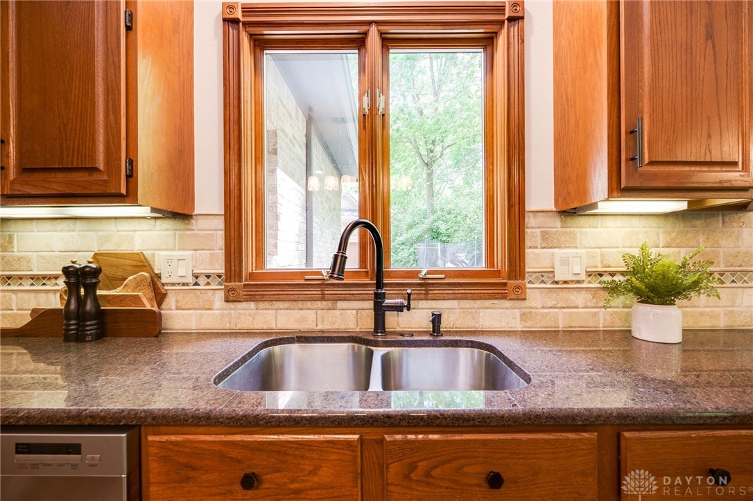 527 Viking Landing Court