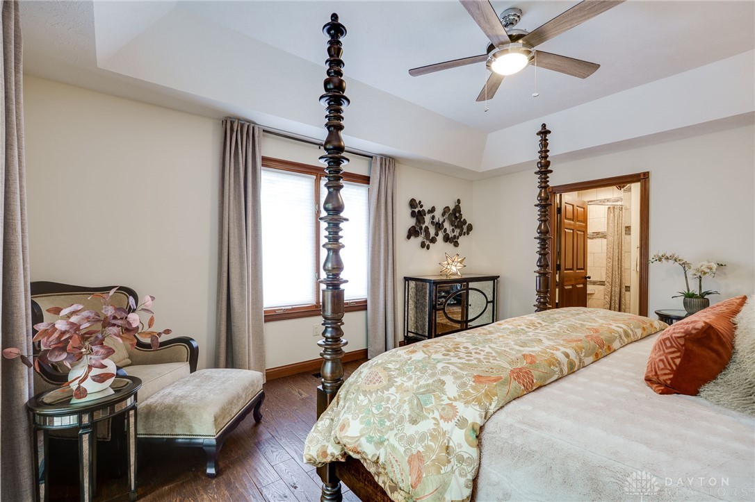 527 Viking Landing Court