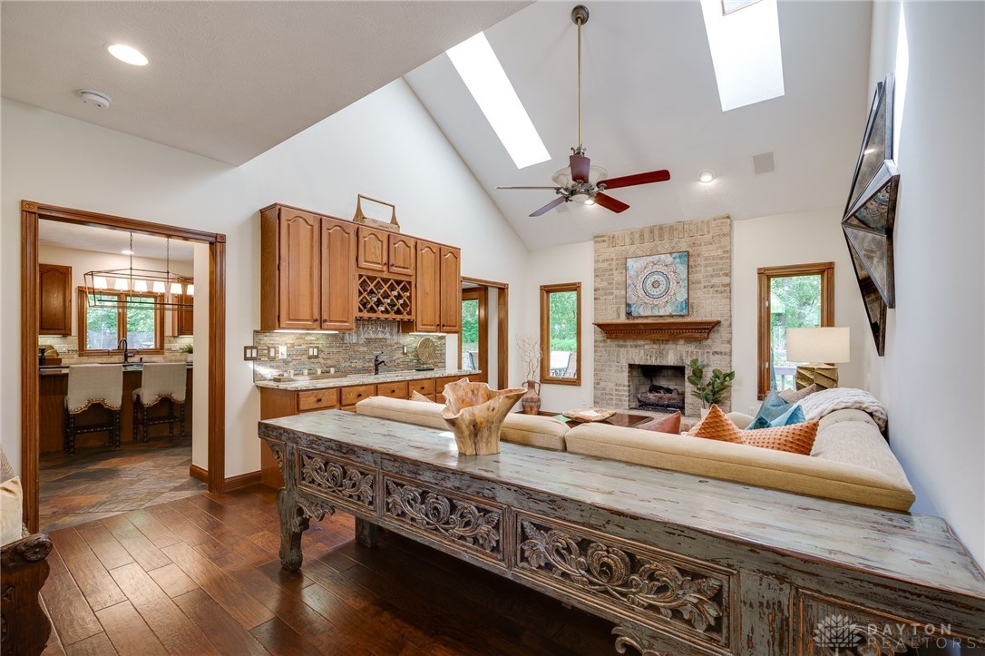 527 Viking Landing Court