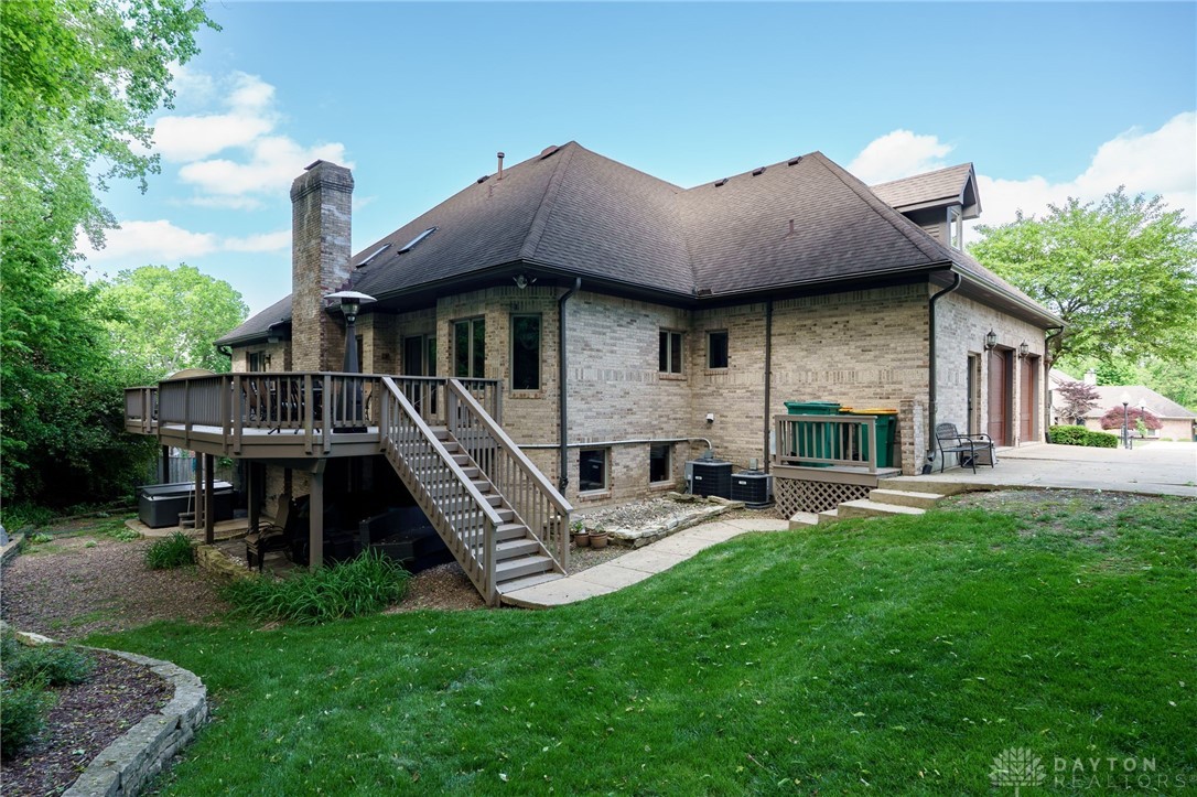 527 Viking Landing Court