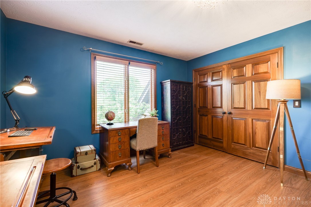 527 Viking Landing Court