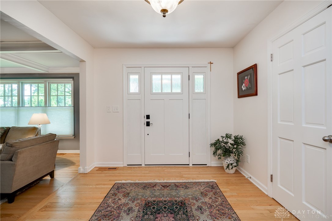 5846 Folkestone Drive