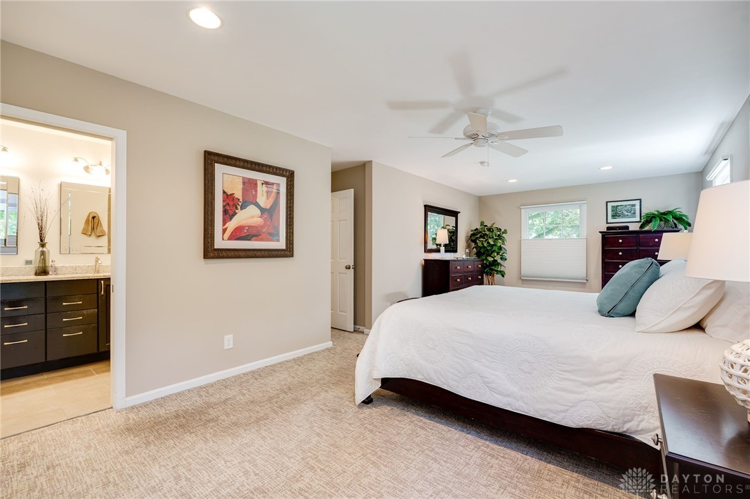 5846 Folkestone Drive