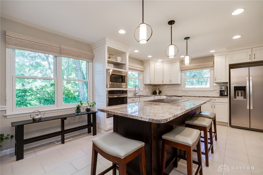 5846 Folkestone Drive