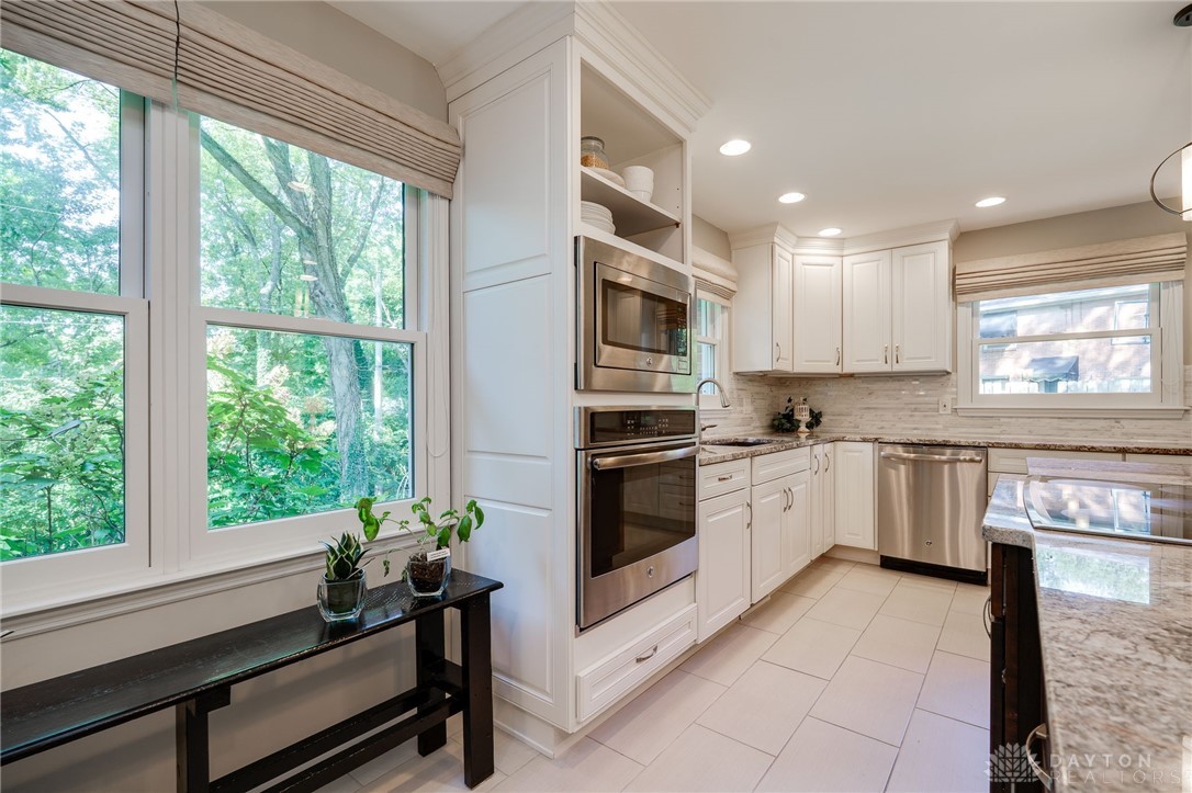 5846 Folkestone Drive