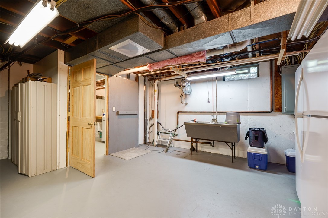 5846 Folkestone Drive