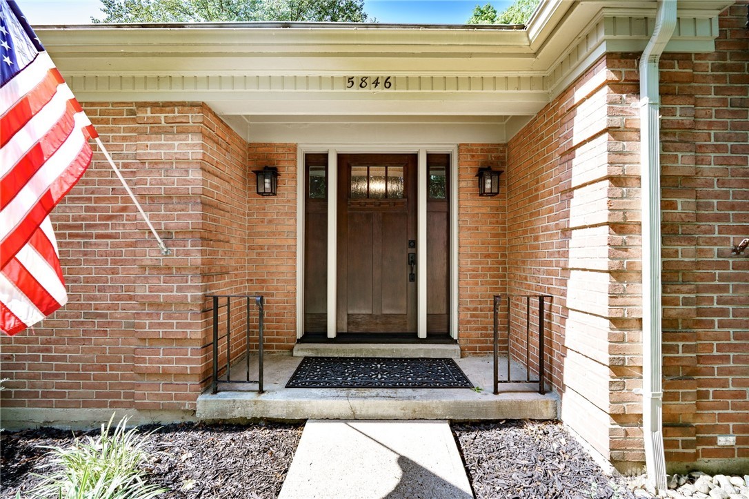 5846 Folkestone Drive