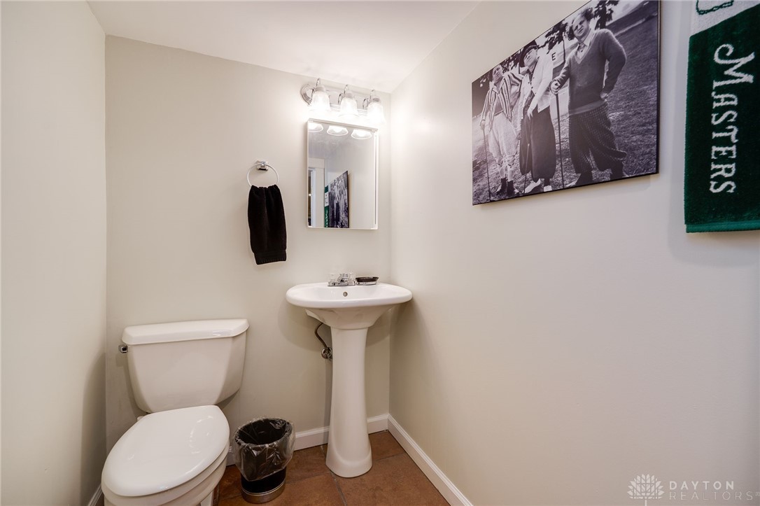 5846 Folkestone Drive