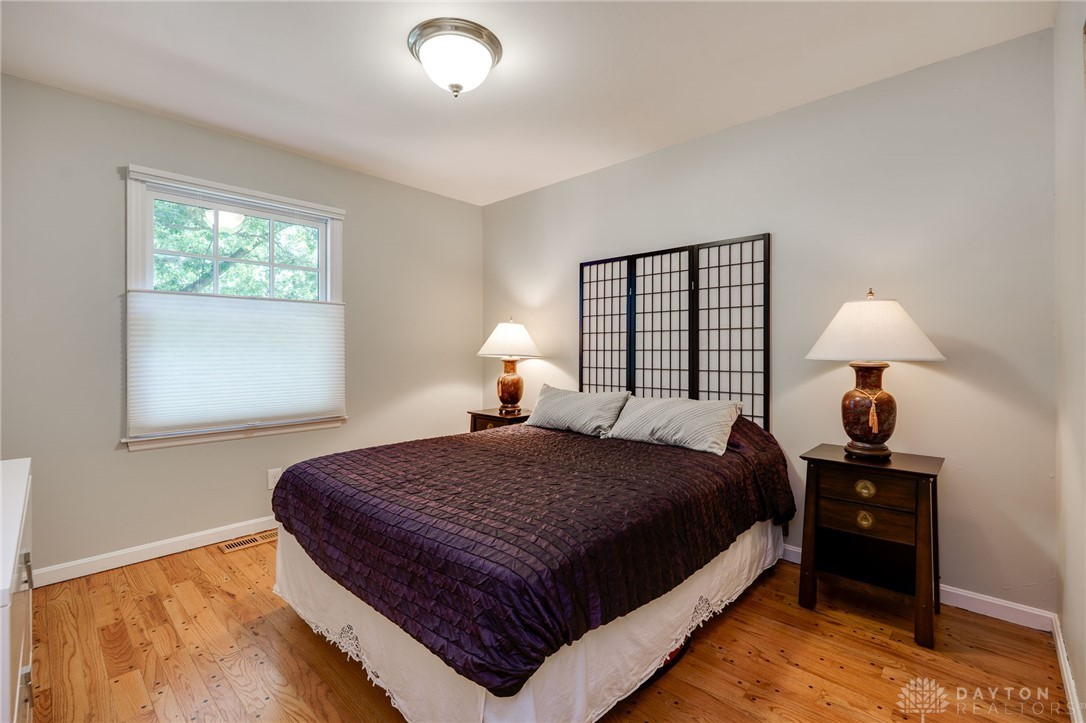 5846 Folkestone Drive