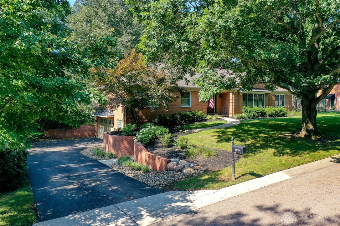 5846 Folkestone Drive