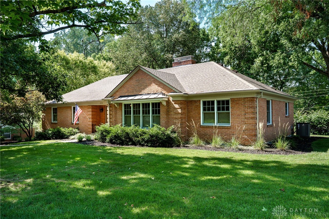5846 Folkestone Drive