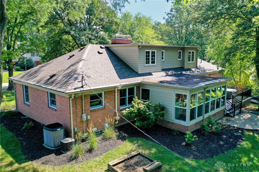 5846 Folkestone Drive