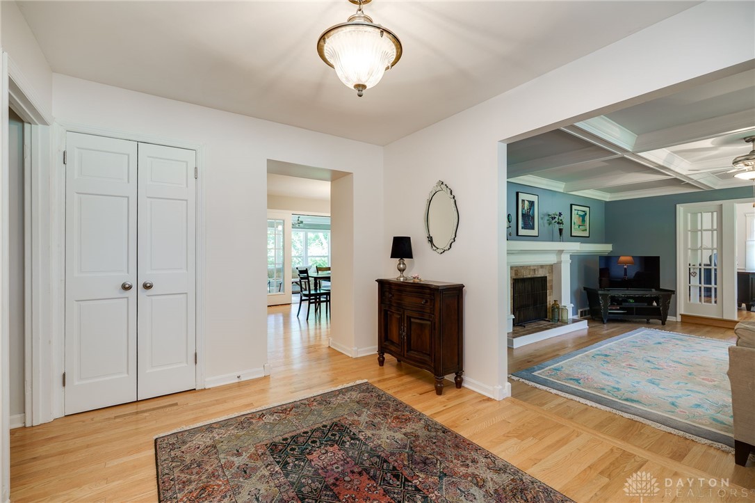 5846 Folkestone Drive