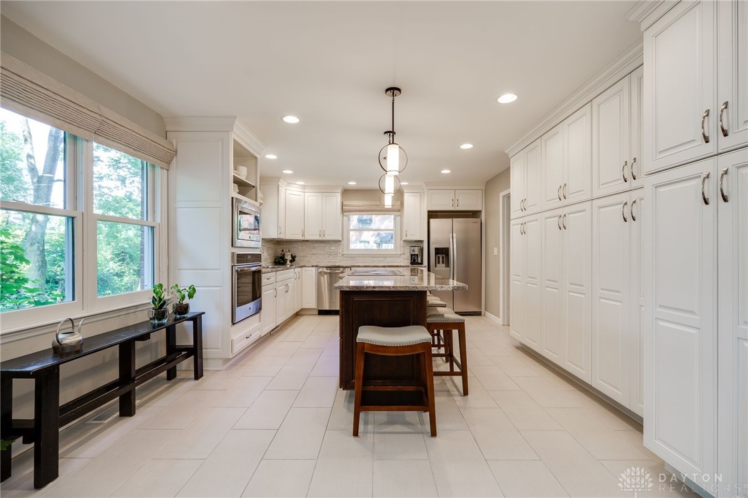 5846 Folkestone Drive