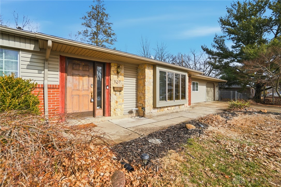 167 W Goodman Drive