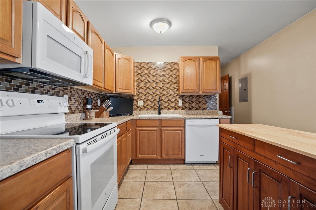 167 W Goodman Drive