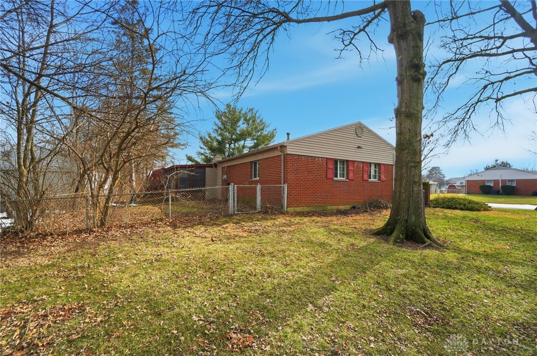 167 W Goodman Drive
