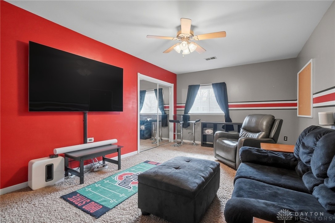 167 W Goodman Drive