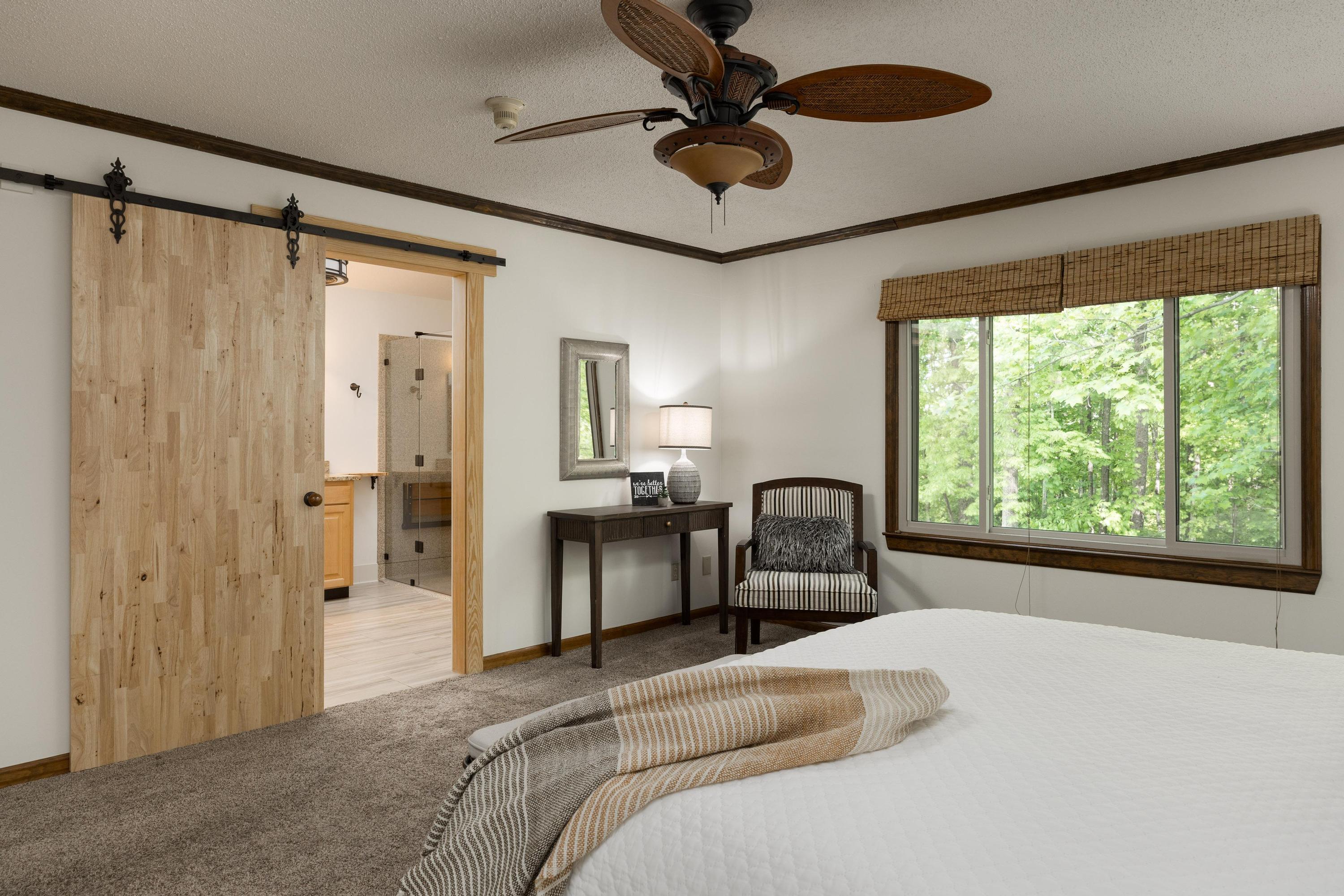 702 Sunset Mountain Dr