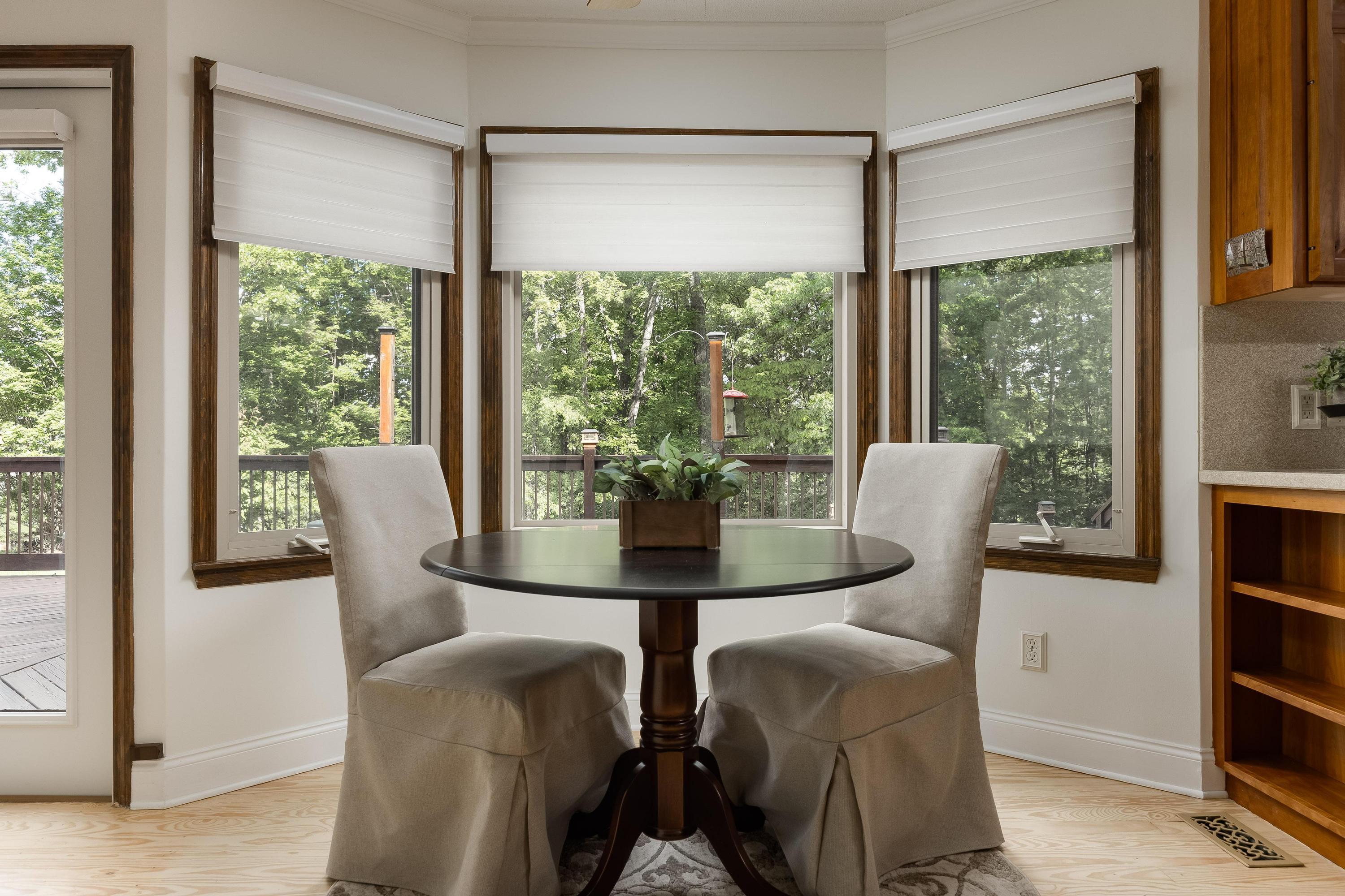 702 Sunset Mountain Dr