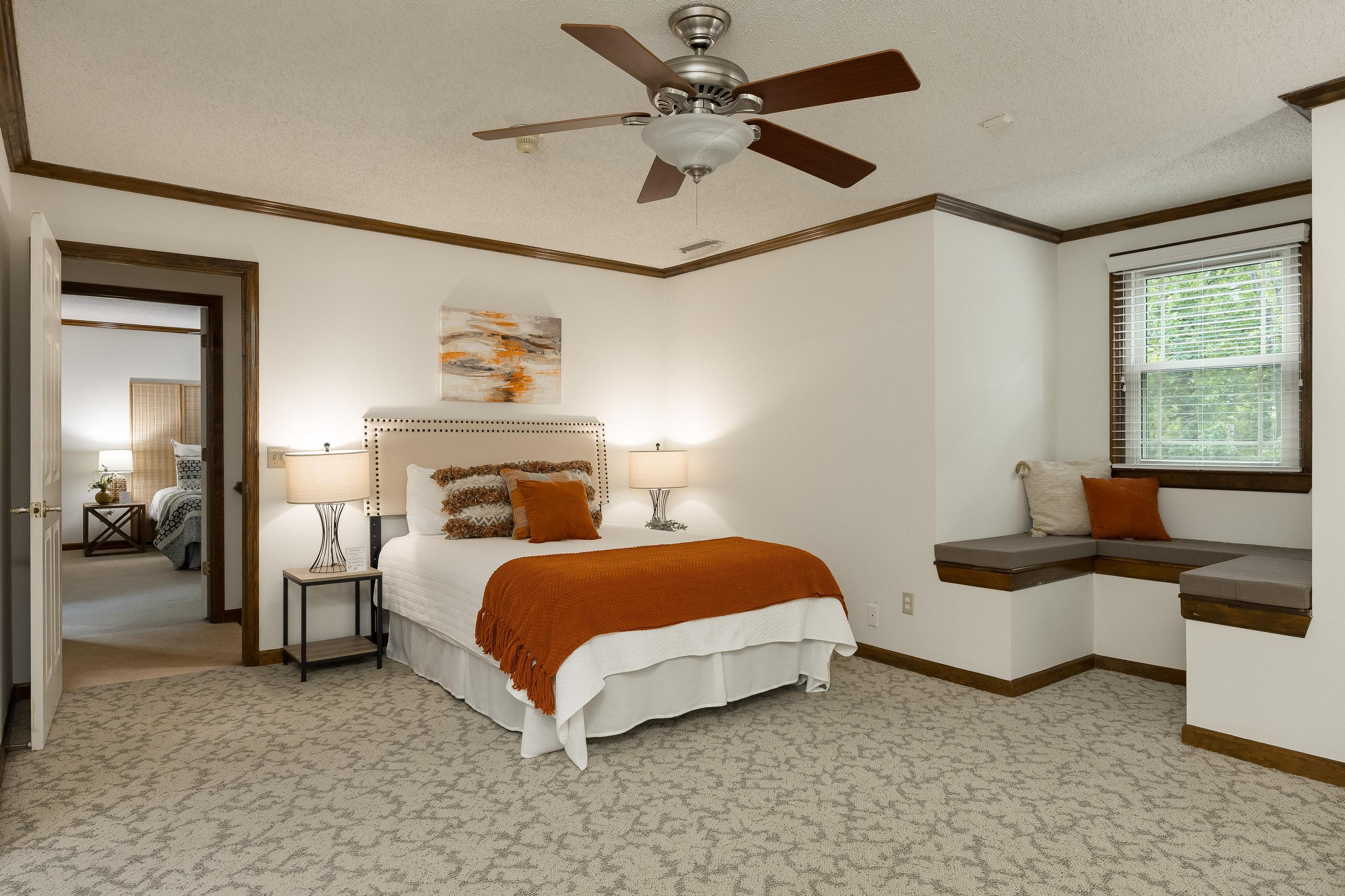 702 Sunset Mountain Dr