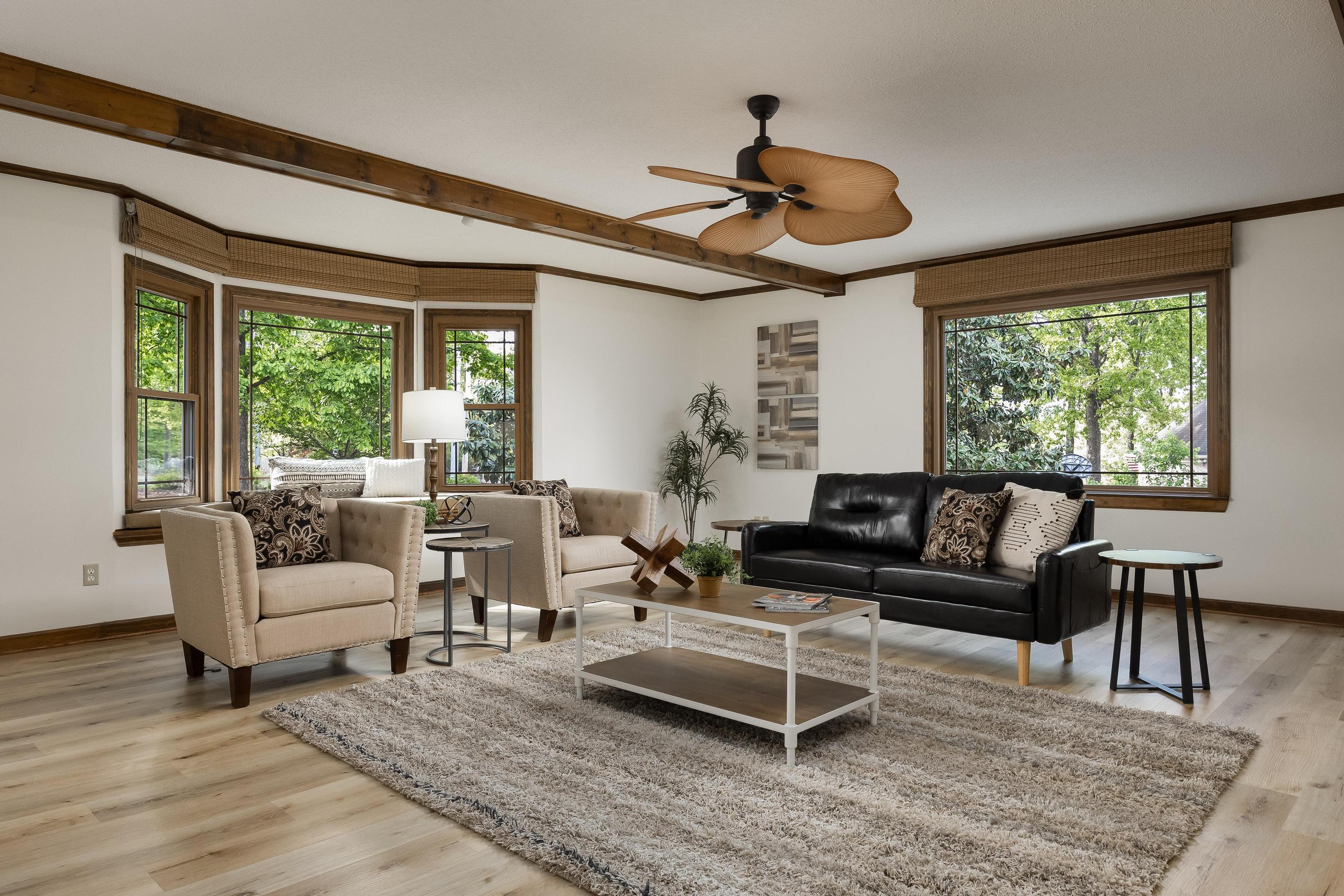 702 Sunset Mountain Dr