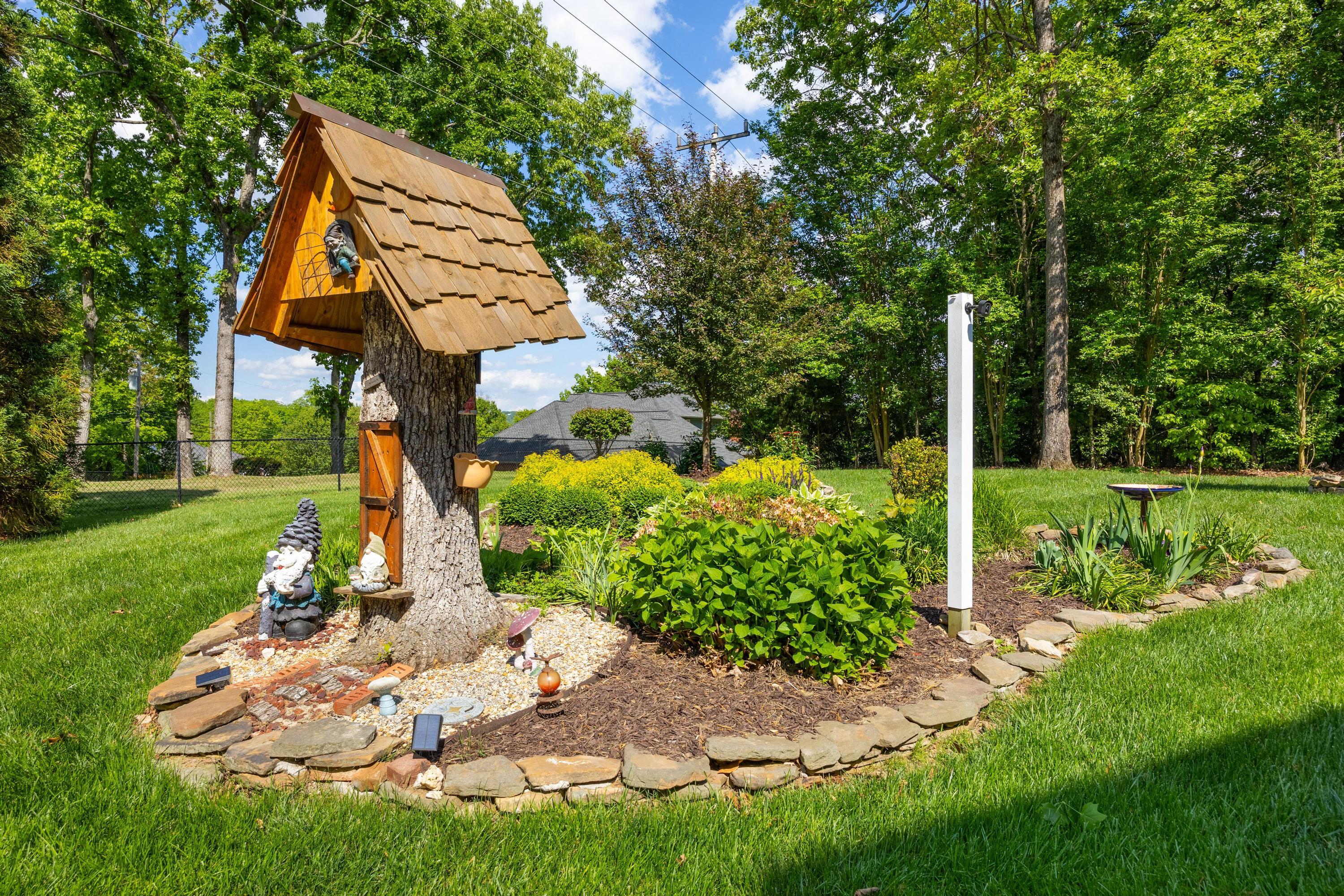 702 Sunset Mountain Dr