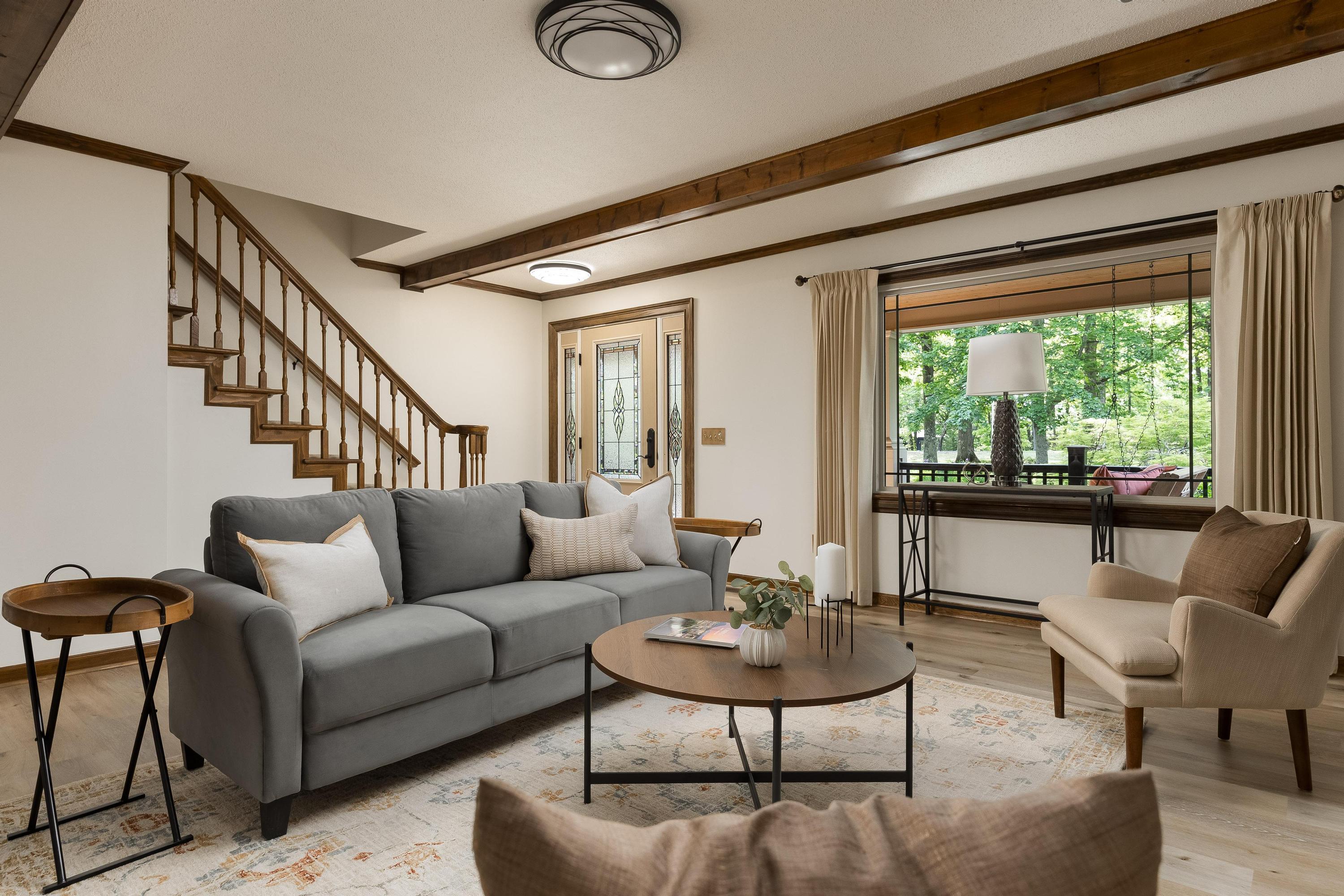 702 Sunset Mountain Dr