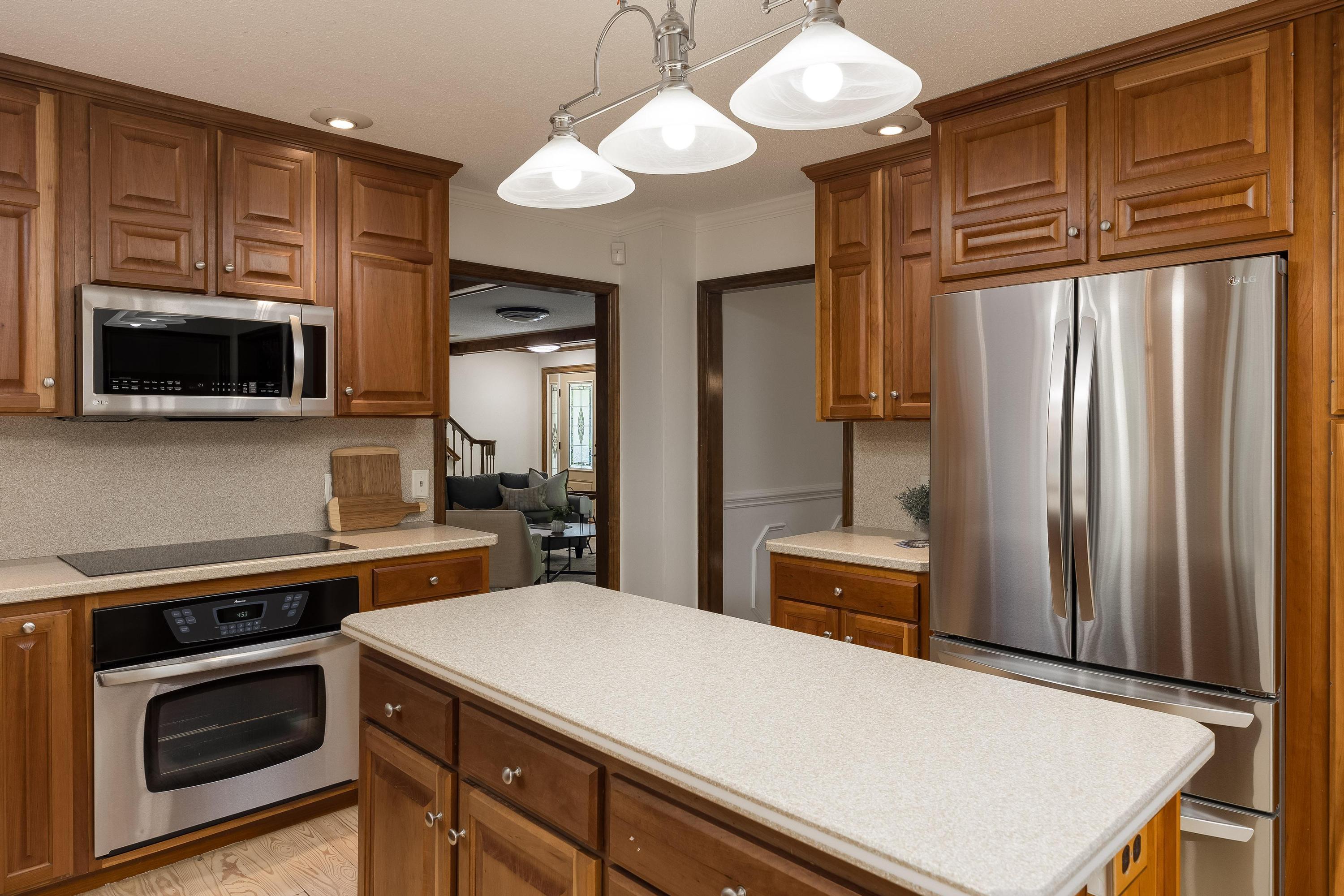 702 Sunset Mountain Dr