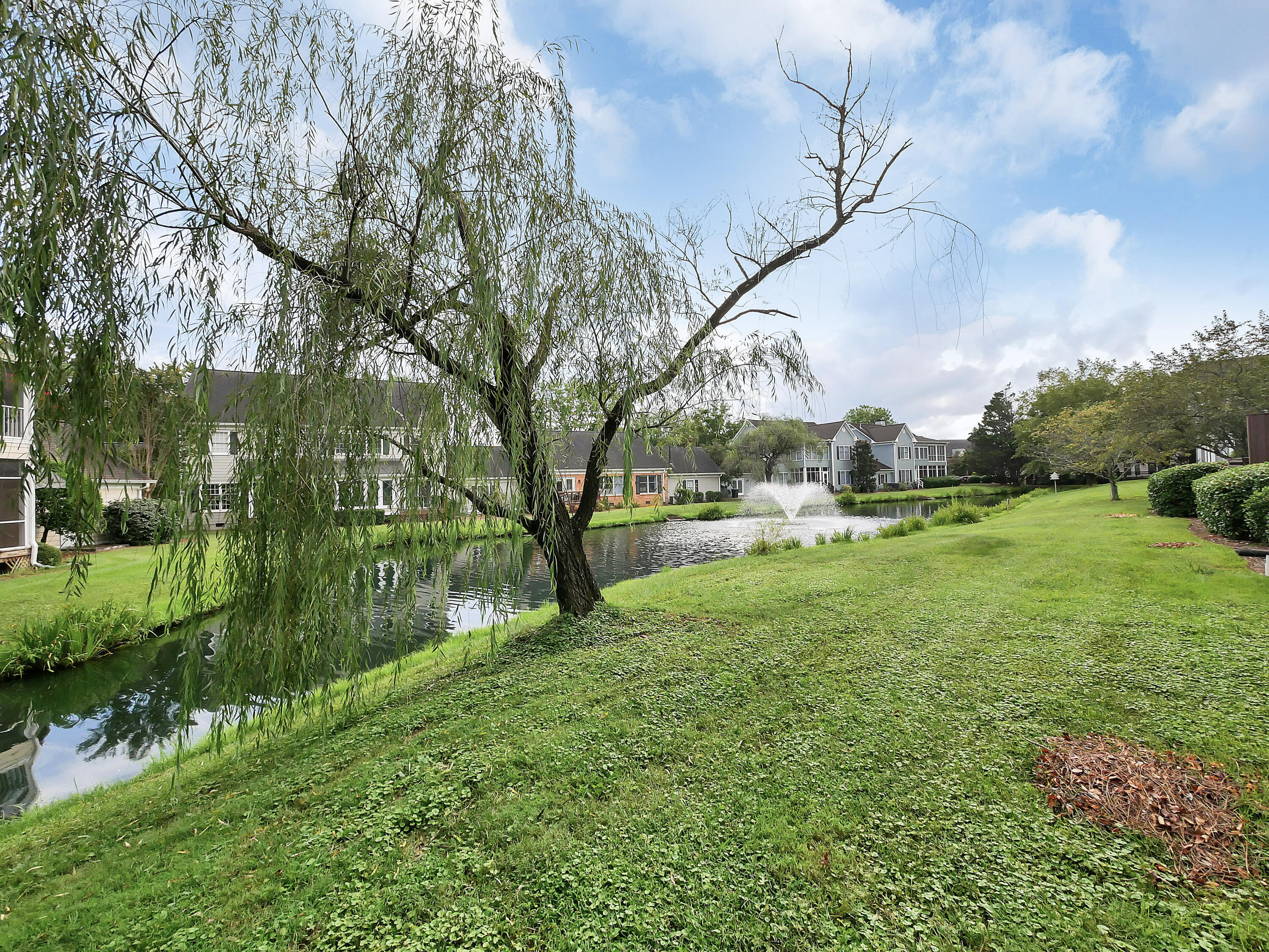 1298 Heritage Landing Drive
