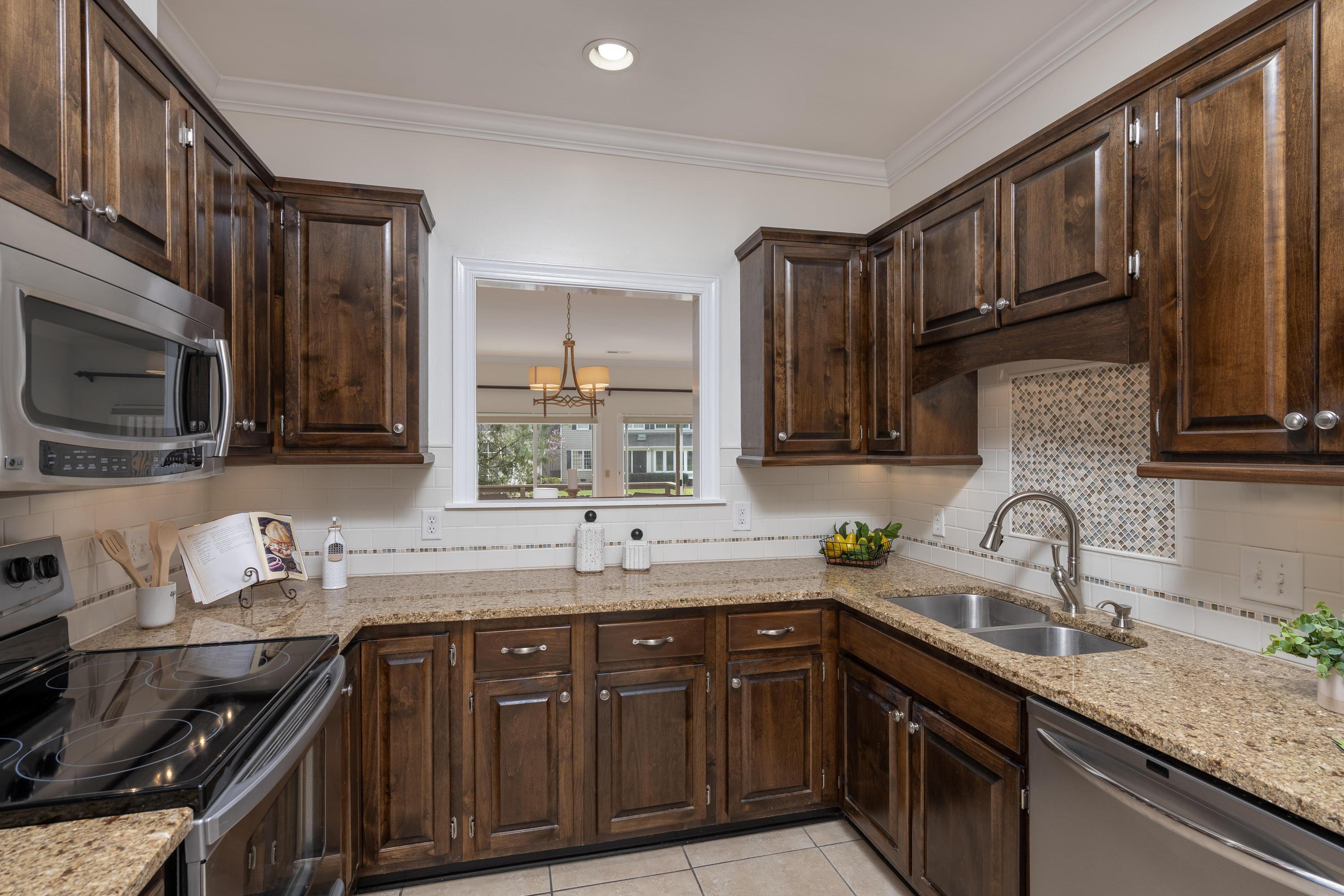 1298 Heritage Landing Drive
