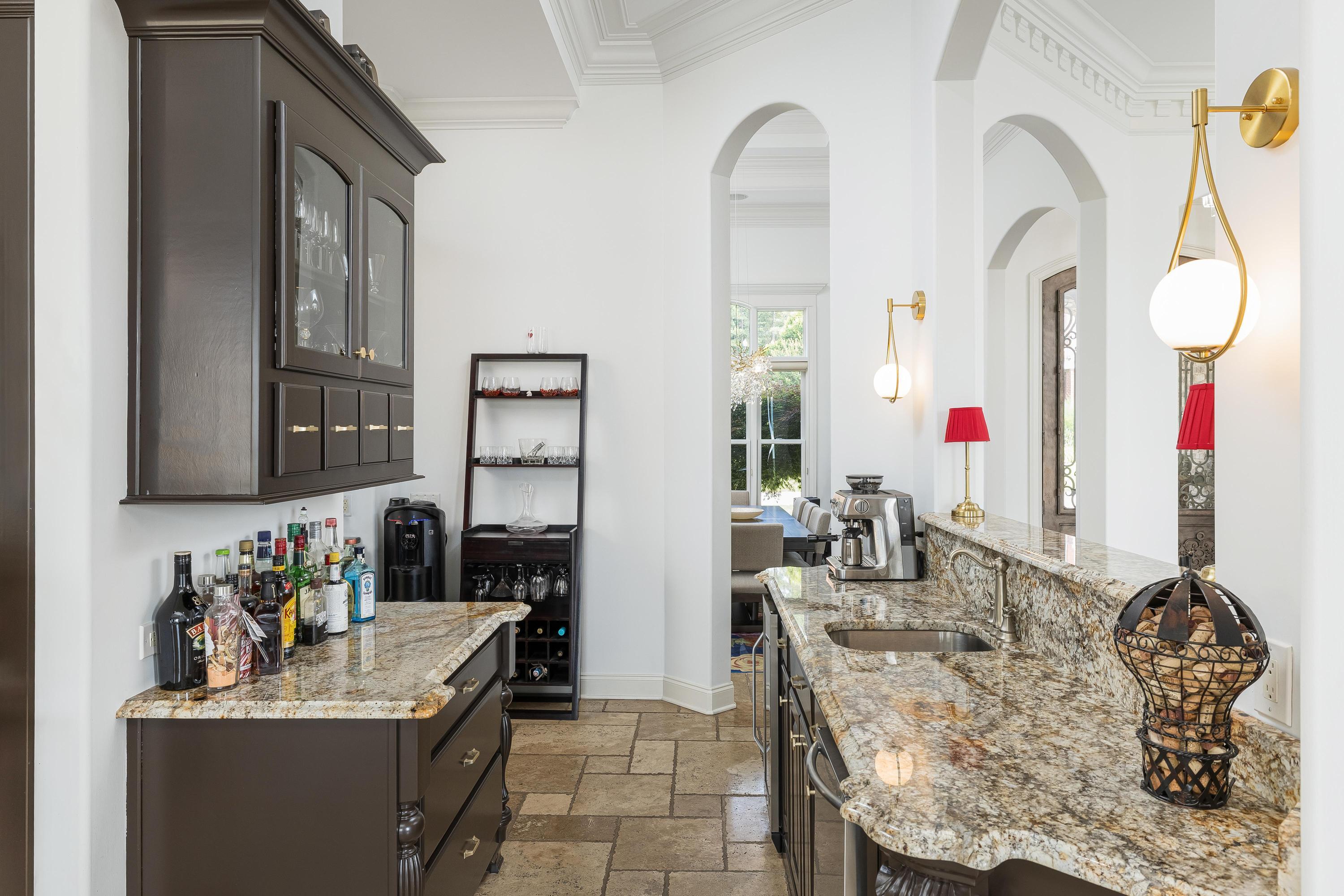 4388 Sailmaker Circle