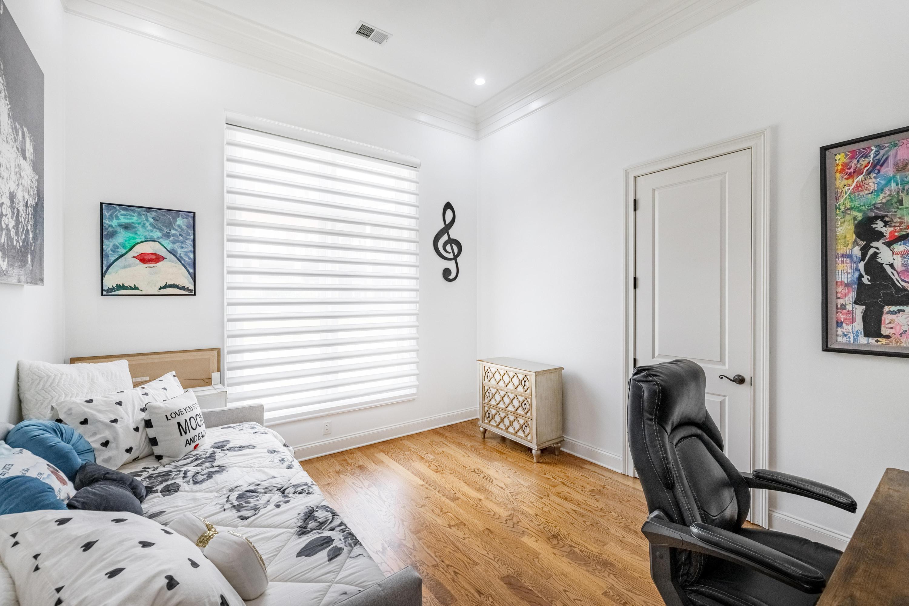 4388 Sailmaker Circle