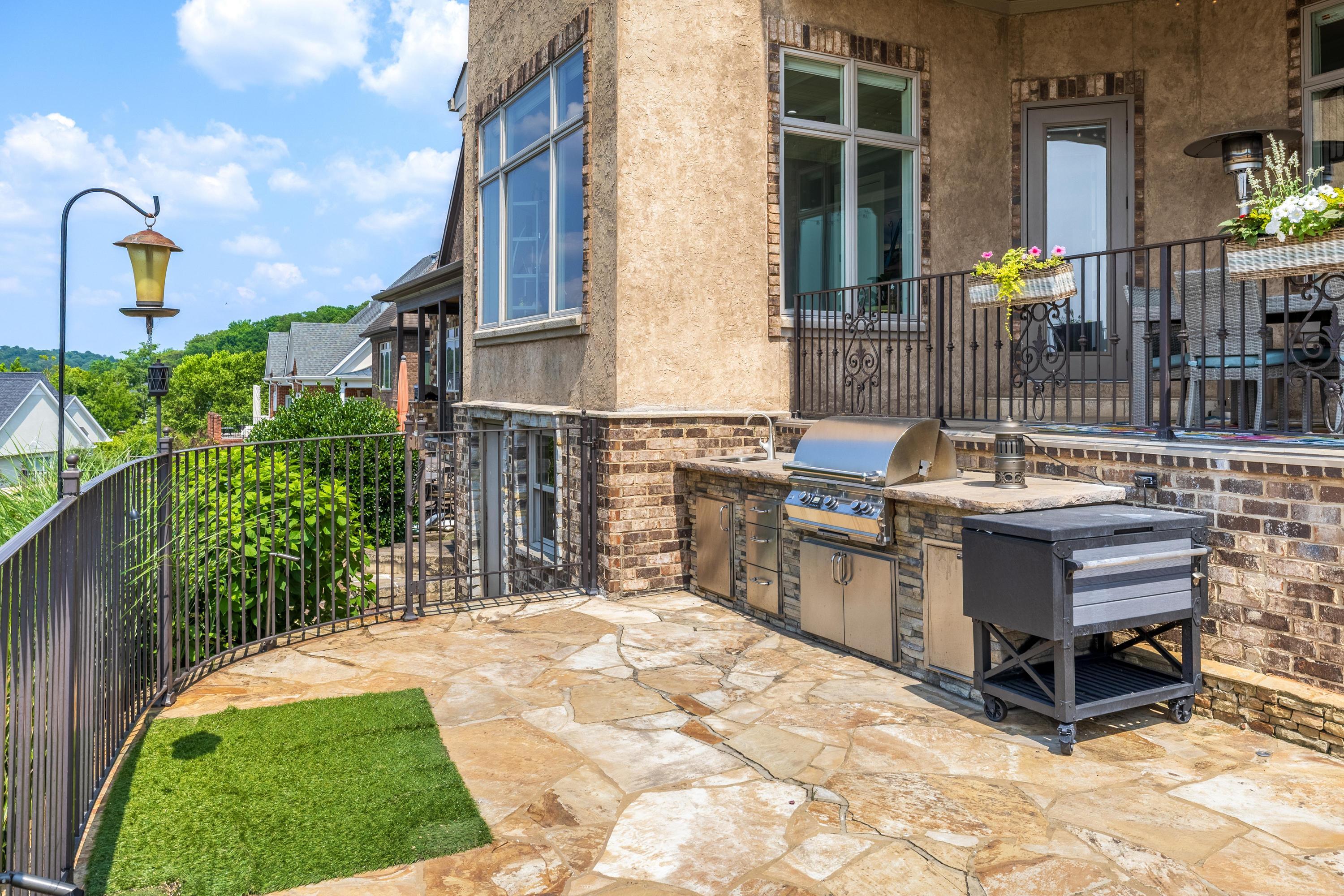 4388 Sailmaker Circle