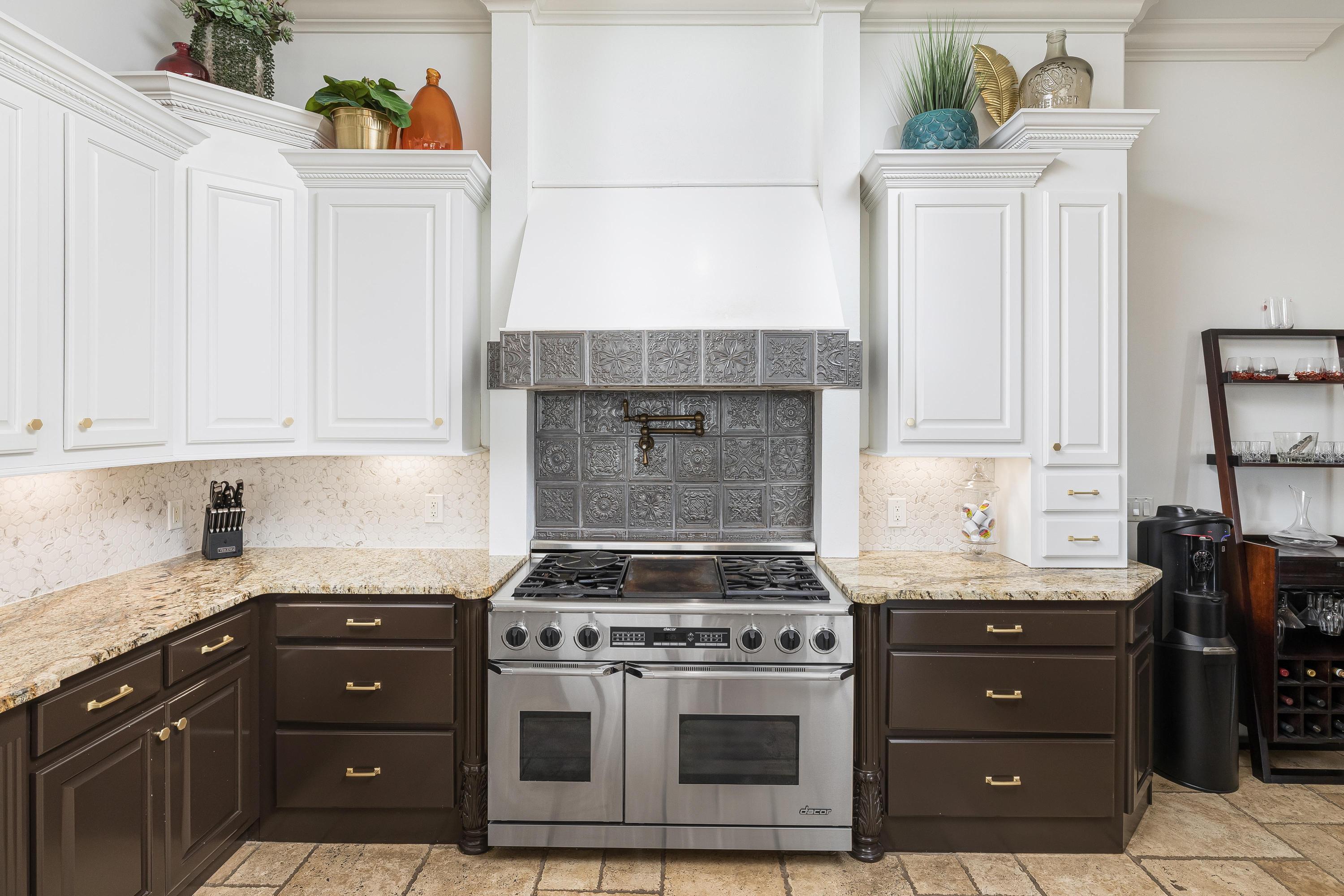 4388 Sailmaker Circle