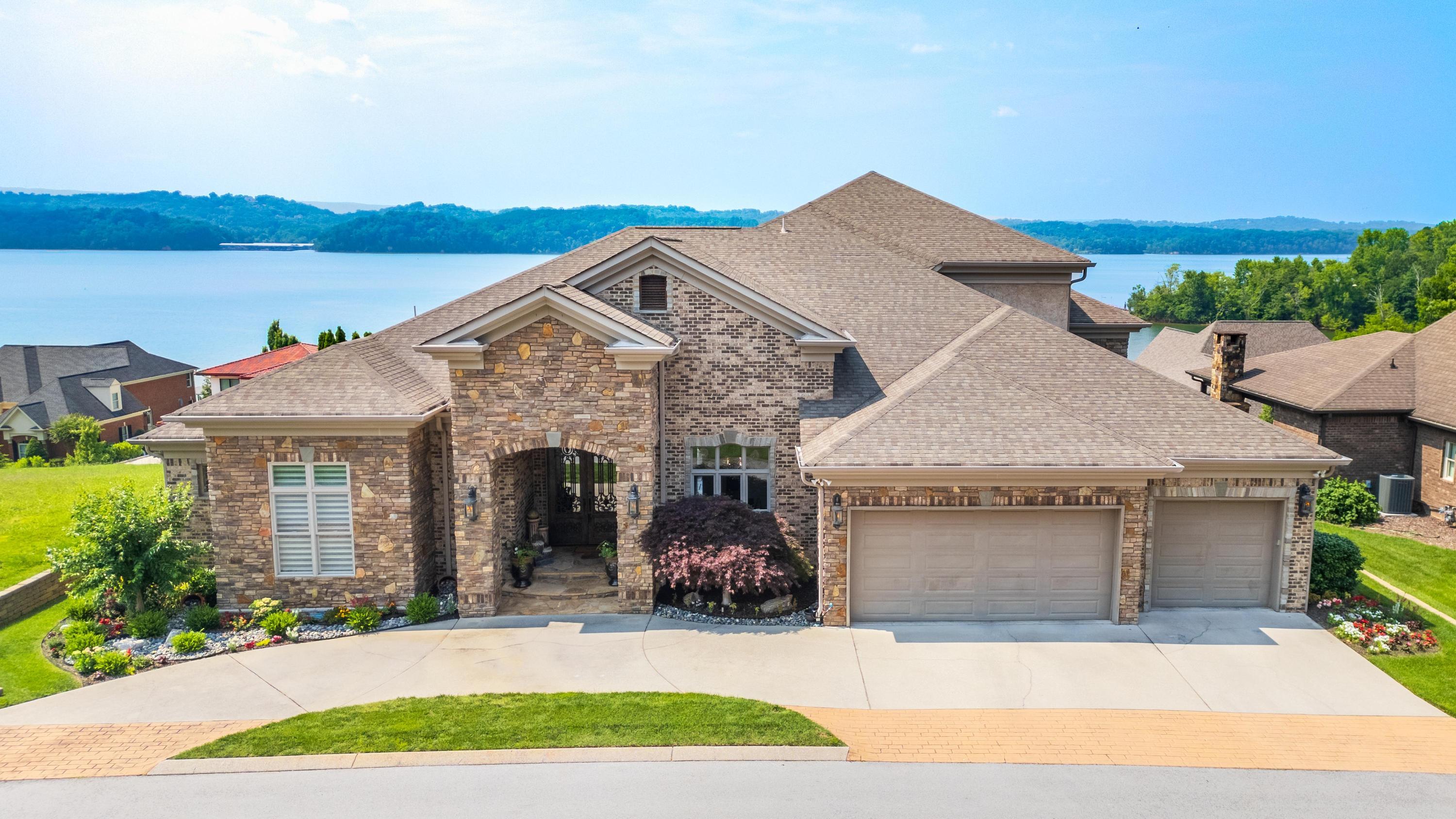 4388 Sailmaker Circle