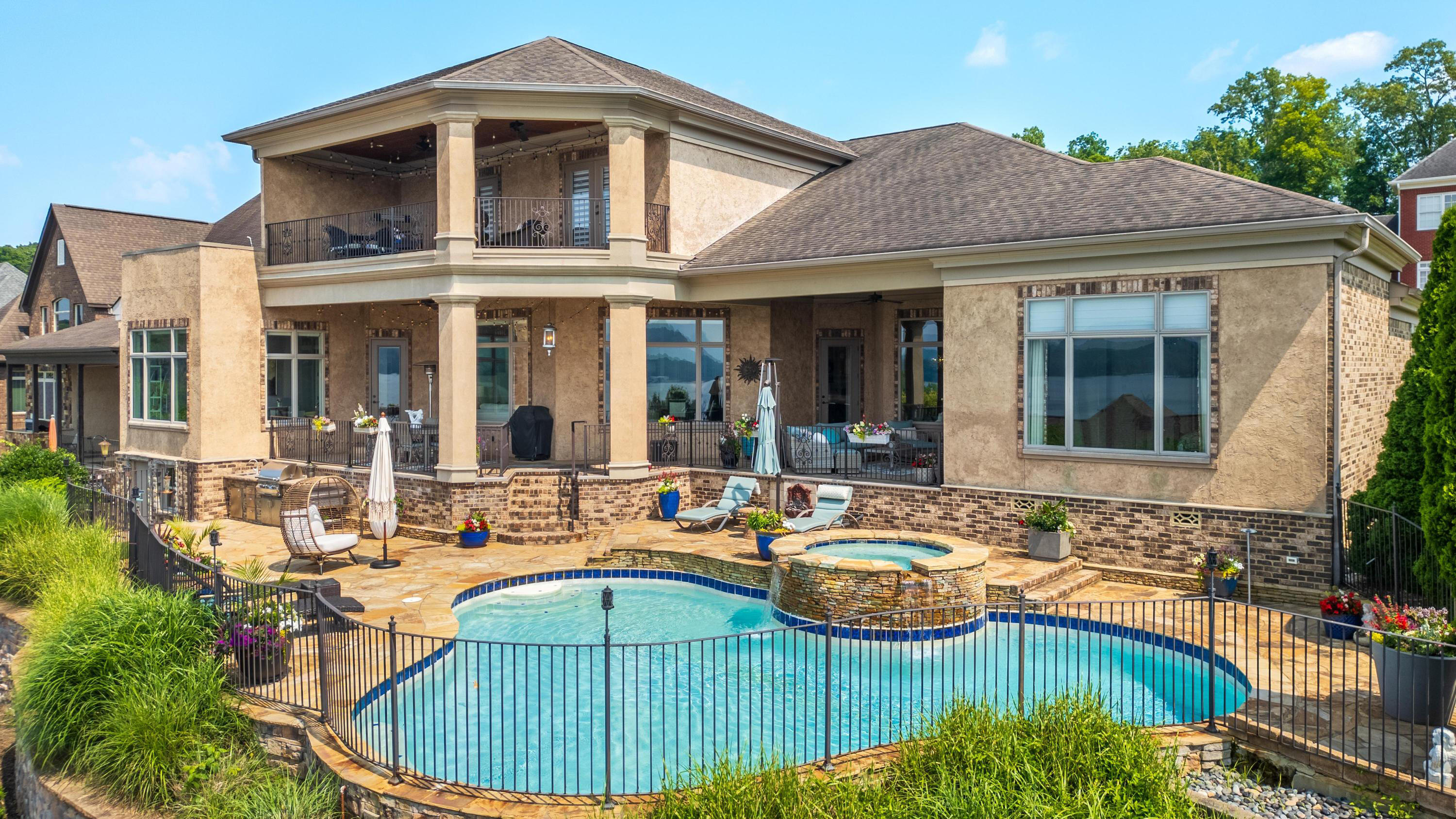 4388 Sailmaker Circle