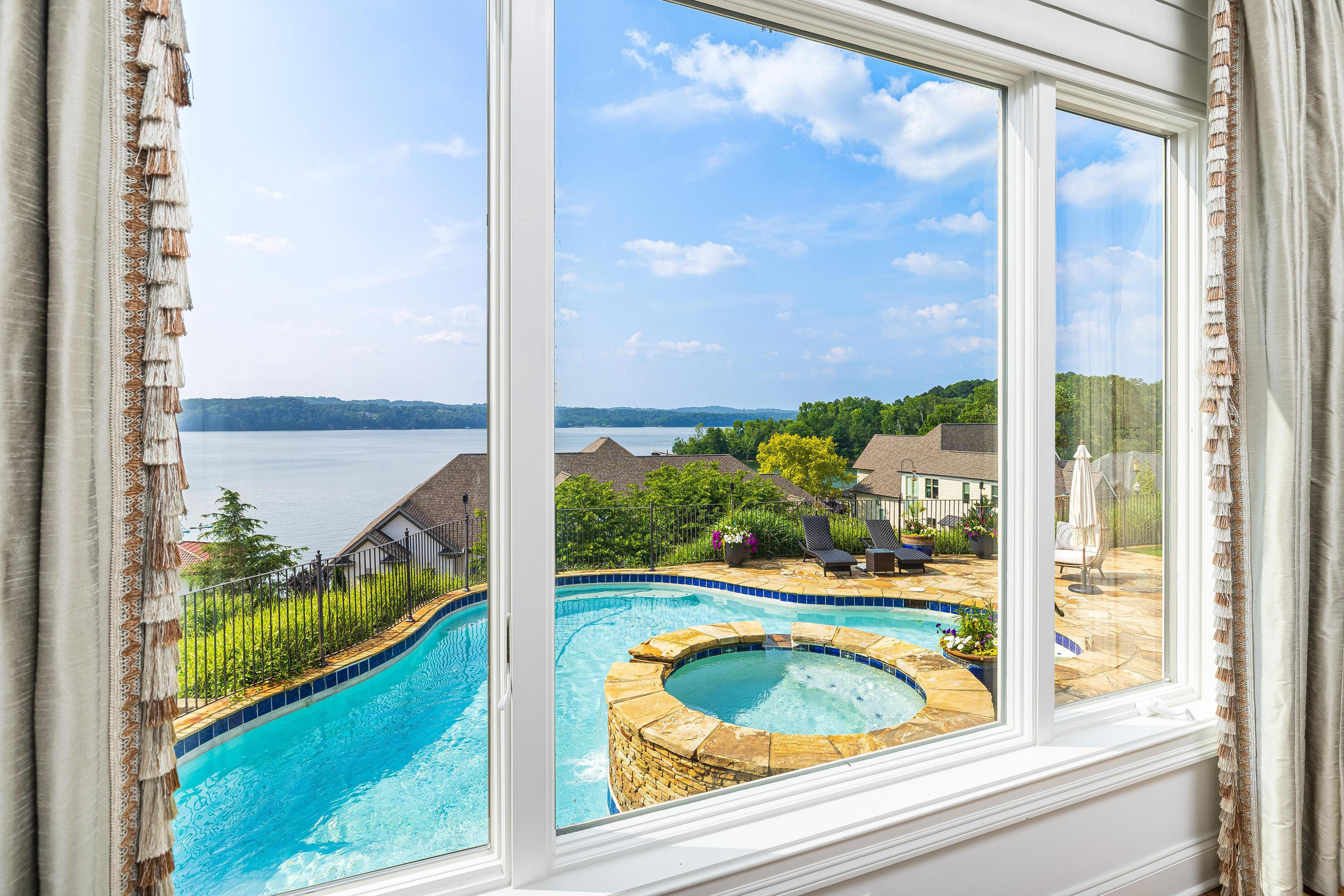 4388 Sailmaker Circle